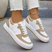 Monika Sneakers | Hochleistungs-Schnürsportschuhe für aktive Frauen