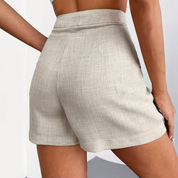 Mila Leinen Shorts | Shorts mit Knopfverschluss und Fronttaschen