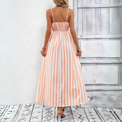 Marta Kleid | Meeresufer Eleganz: Schickes gestreiftes Sommerkleid