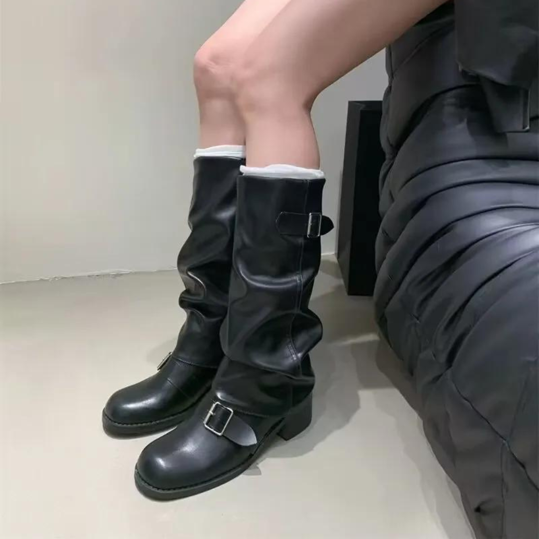 Mia Stiefel | Klassische kniehohe Lederstiefel im Rock-Stil mit dicken Absätzen