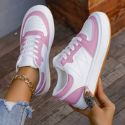 Monika Sneakers | Hochleistungs-Schnürsportschuhe für aktive Frauen