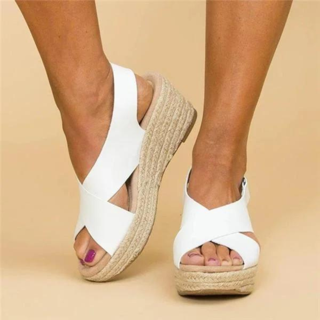 Clara Sandalen | Bequeme orthopädische Keilabsatzsandalen für den Sommer