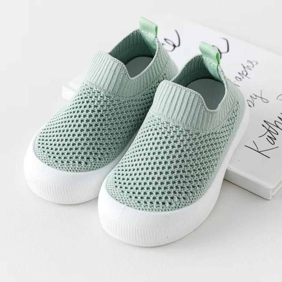 Tiny Kids Schuhe | Atmungsaktive Slip-On Barfußschuhe für Kinder