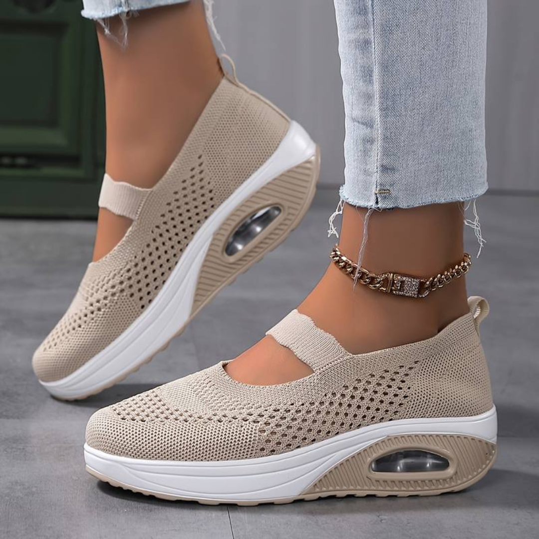 Bequeme Slip On Sneakers | Lässige bequeme orthopädische Schuhe für Frauen