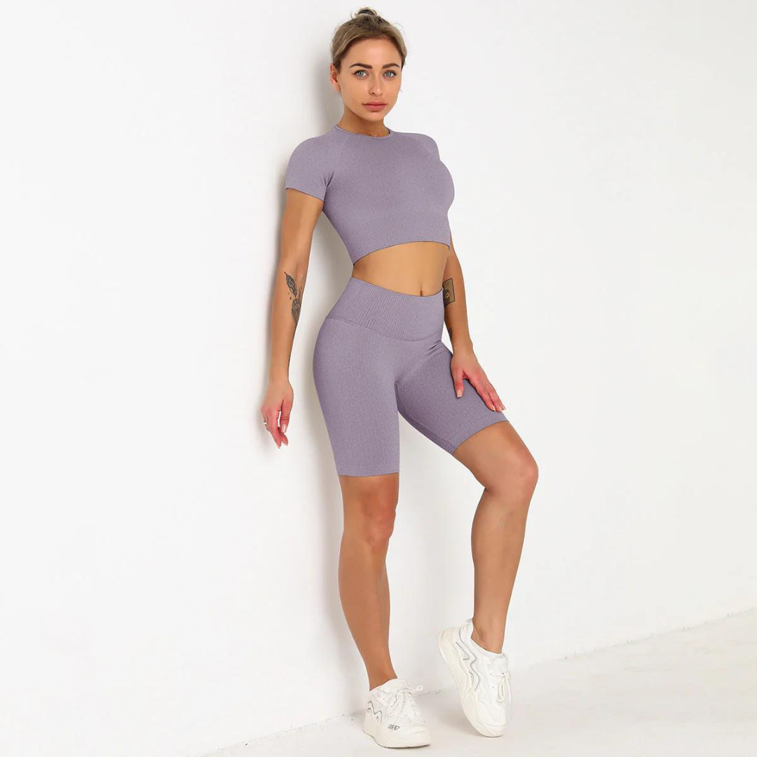 Anke Set | Nahtloses High-Waist-Shorts und Kurzarm-Top Yoga Workout Set