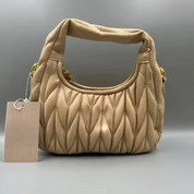 Brigitte Umhängetasche | Elegante Designer-Schultertasche in hochwertiger Qualität