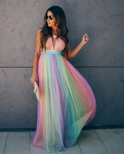 Aurora Kleid | Lebhaftes Regenbogenkleid für einen auffälligen Stil