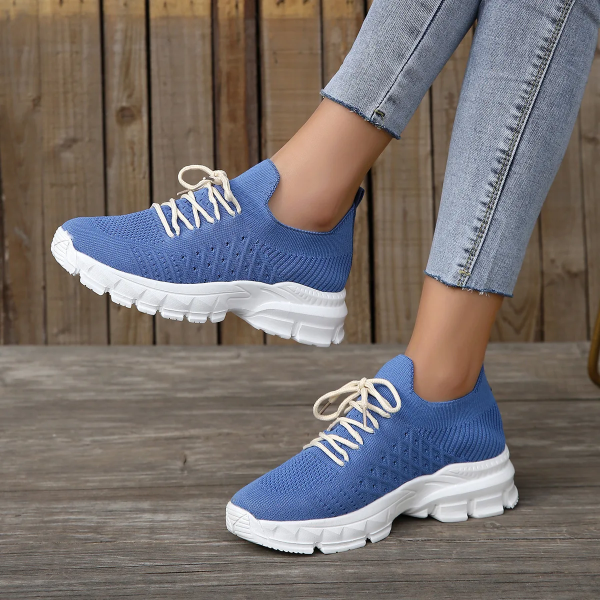 Liva Sneakers | Fußfreundliche Trends: Ortho-Sneaker für Damen